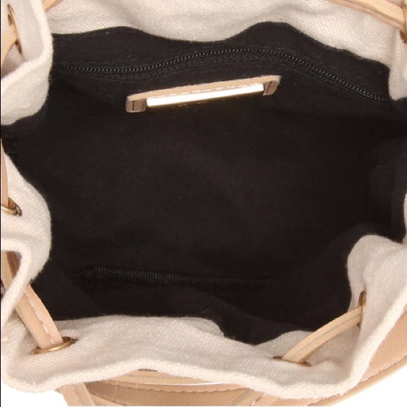 Urban Expressions Mini Cut Out Bucket Bag - Picture 6 of 8